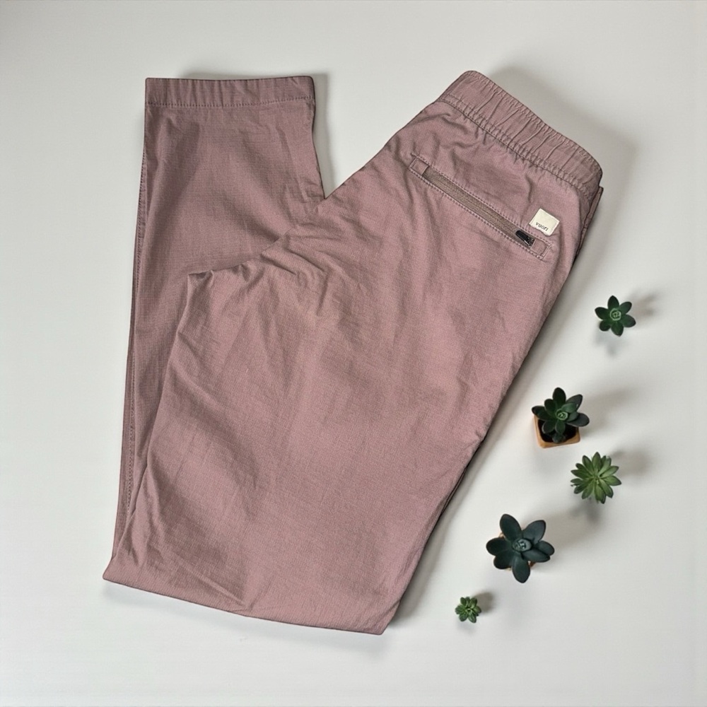 Vuori Women's Straight Leg Pants in Mauve
